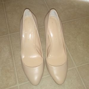 🎉Sale Banana Republic Nude Heels